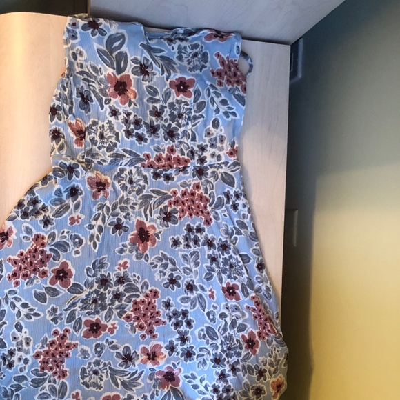 New Blue Floral Open Back Dress - Picture 1 of 4
